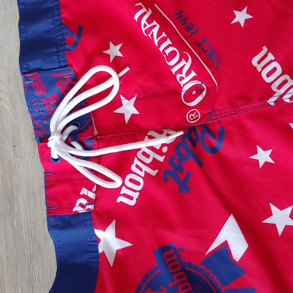 NWT Pabst Blue Ribbon Graphic Men's Board Shorts Red Size S - Picture 2 of 7